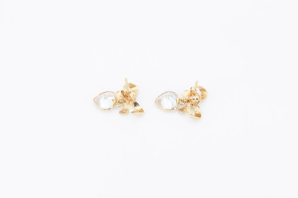 Pendiente de oro de 18k. de segunda mano. Joyería de ocasión | ROYALHYSTERIA