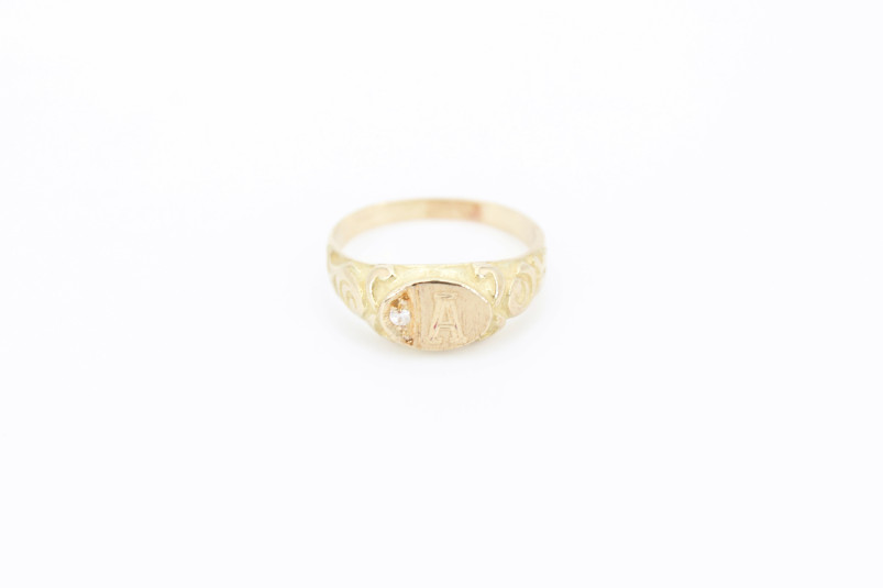 Sello de oro de 18k. de segunda mano. Joyería de ocasión | ROYALHYSTERIA