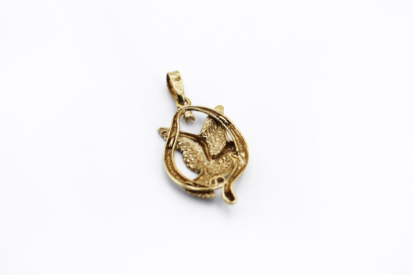 Colgante de oro de 18k. de segunda mano. Joyería de ocasión | ROYALHYSTERIA